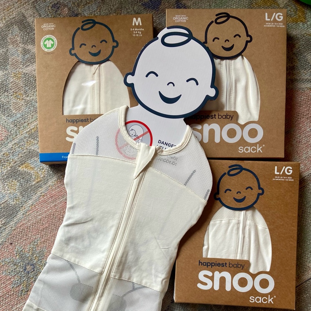 Snoo accessories, swaddles, fitted sheets, leg lifters and more!